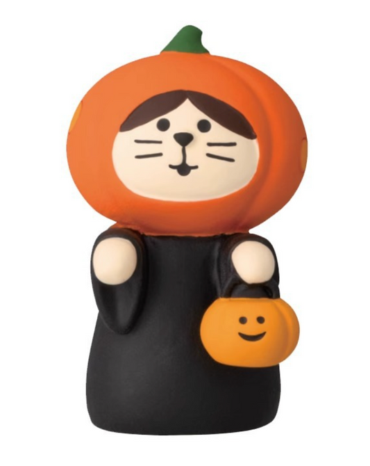 Halloween Themed Figurine - Black-Clad Pumpkin Head Cat 🎃🐱🖤