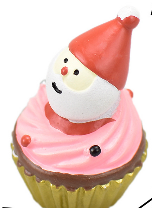 Santa Claus Cupcake Figurine 🎅🧁