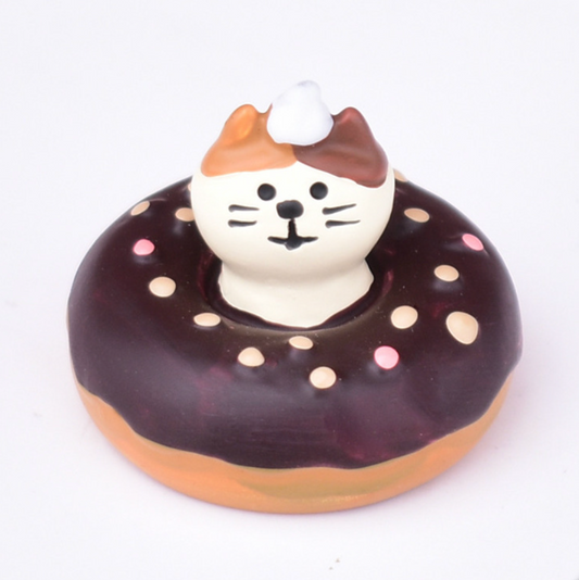 Donut Cat Figurine 🍩🐱