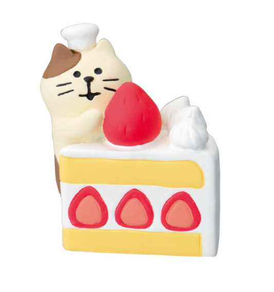 Strawberry Cream Cake Cat Figurine 🍓🍰🐱