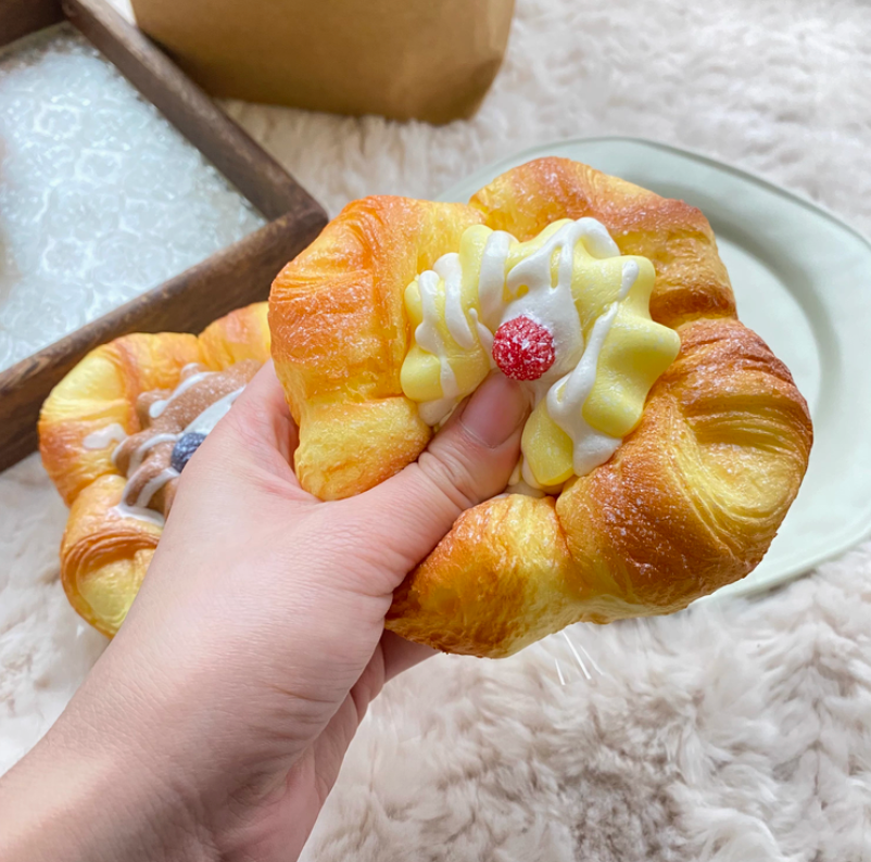 Strawberry Ice Cream Croissant Squishy – Ultra Soft Stress Relief Toy